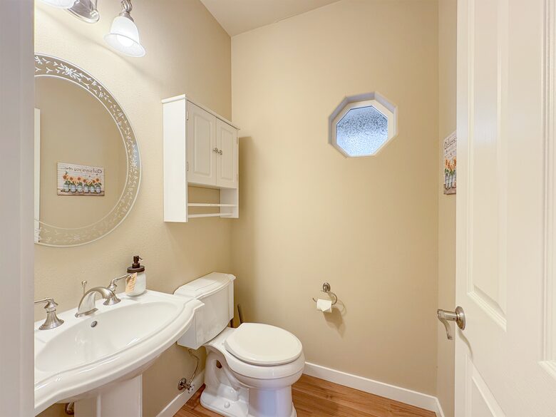 Deer Springs Retreat - Port Angeles, Washington