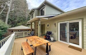 Deer Springs Retreat - Port Angeles, Washington