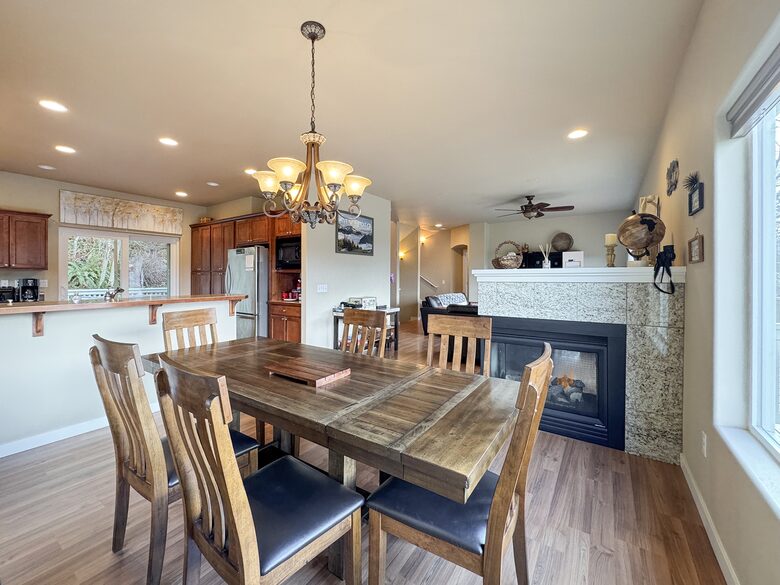 Deer Springs Retreat - Port Angeles, Washington