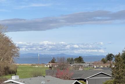Deer Springs Retreat - Port Angeles, Washington
