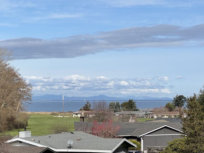 Deer Springs Retreat - Port Angeles, Washington