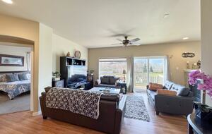 Deer Springs Retreat - Port Angeles, Washington