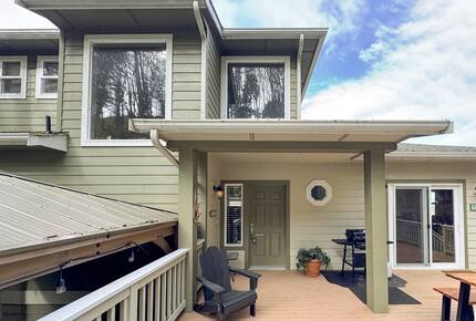 Deer Springs Retreat - Port Angeles, Washington