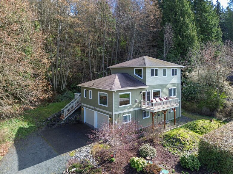 Deer Springs Retreat - Port Angeles, Washington