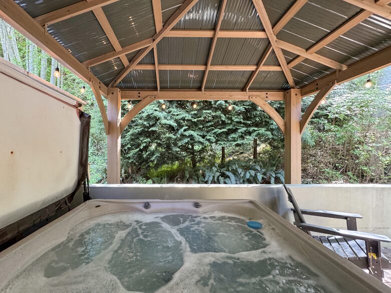 Deer Springs Retreat - Port Angeles, Washington