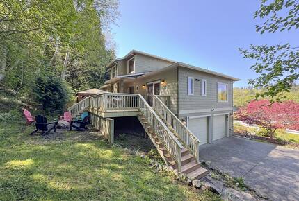 Deer Springs Retreat - Port Angeles, Washington