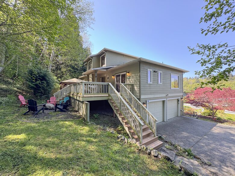 Deer Springs Retreat - Port Angeles, Washington