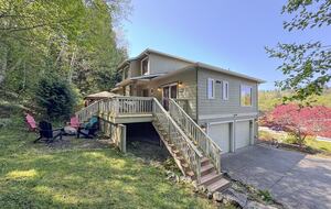 Deer Springs Retreat - Port Angeles, Washington