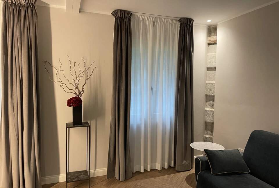 Elegantly Restored Apartment Near the Grand Canal - Venice, Italy