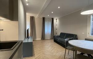 Elegantly Restored Apartment Near the Grand Canal - Venice, Italy