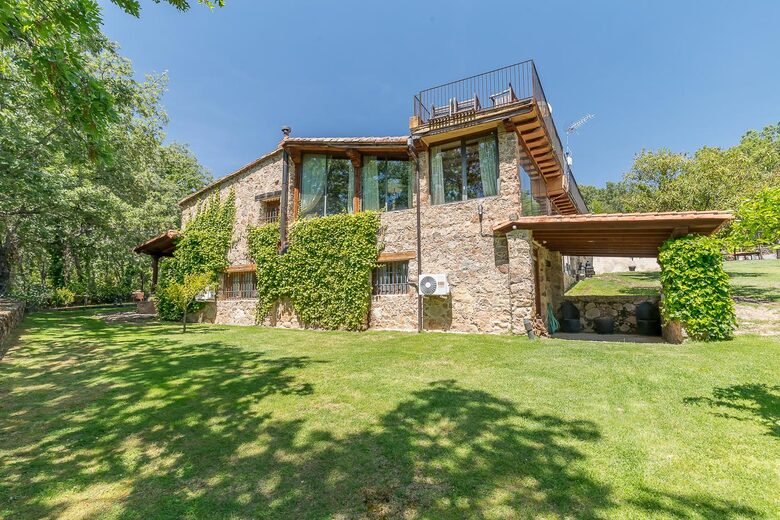 Rustic Elegance in the Heart of Extremadura - Cuacos de Yuste, Spain