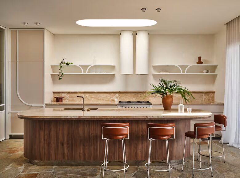 Coastal Escape | Designer Interiors & Resort-Style Pool - Safety Beach, Australia