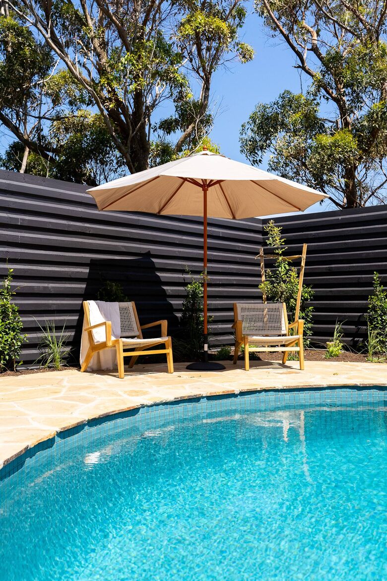 Coastal Escape | Designer Interiors & Resort-Style Pool - Safety Beach, Australia