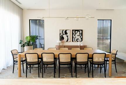 Coastal Escape | Designer Interiors & Resort-Style Pool - Safety Beach, Australia