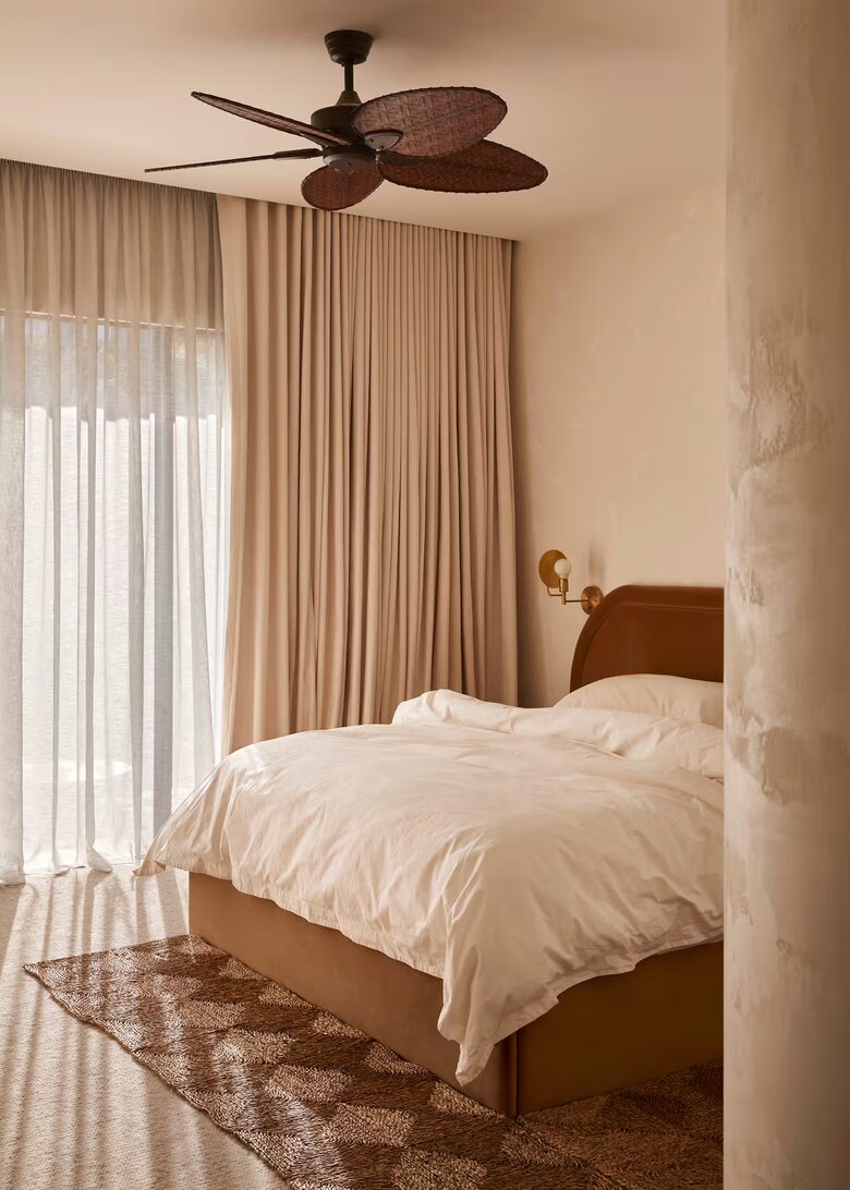 Coastal Escape | Designer Interiors & Resort-Style Pool - Safety Beach, Australia