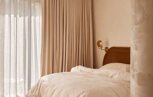 Coastal Escape | Designer Interiors & Resort-Style Pool - Safety Beach, Australia