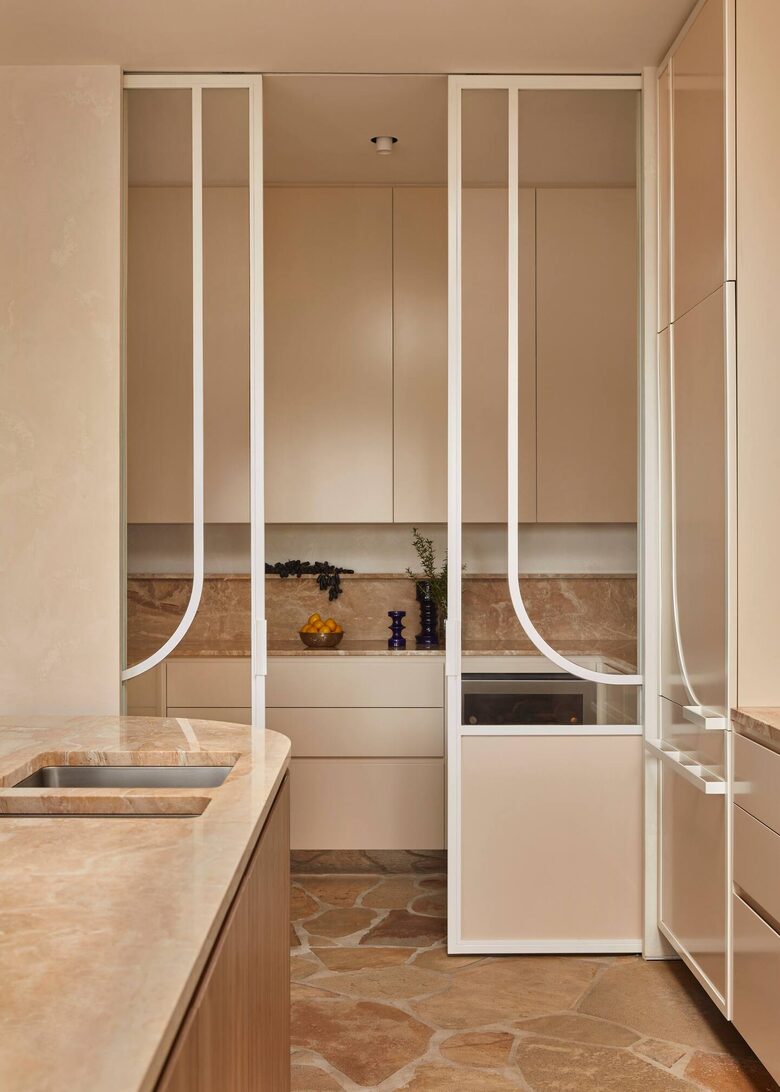 Coastal Escape | Designer Interiors & Resort-Style Pool - Safety Beach, Australia