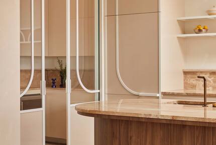 Coastal Escape | Designer Interiors & Resort-Style Pool - Safety Beach, Australia