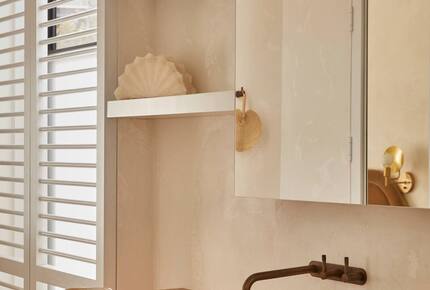 Coastal Escape | Designer Interiors & Resort-Style Pool - Safety Beach, Australia