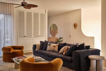 Coastal Escape | Designer Interiors & Resort-Style Pool - Safety Beach, Australia