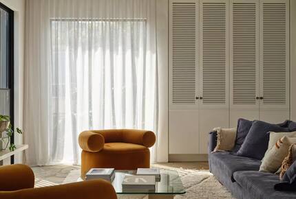 Coastal Escape | Designer Interiors & Resort-Style Pool - Safety Beach, Australia