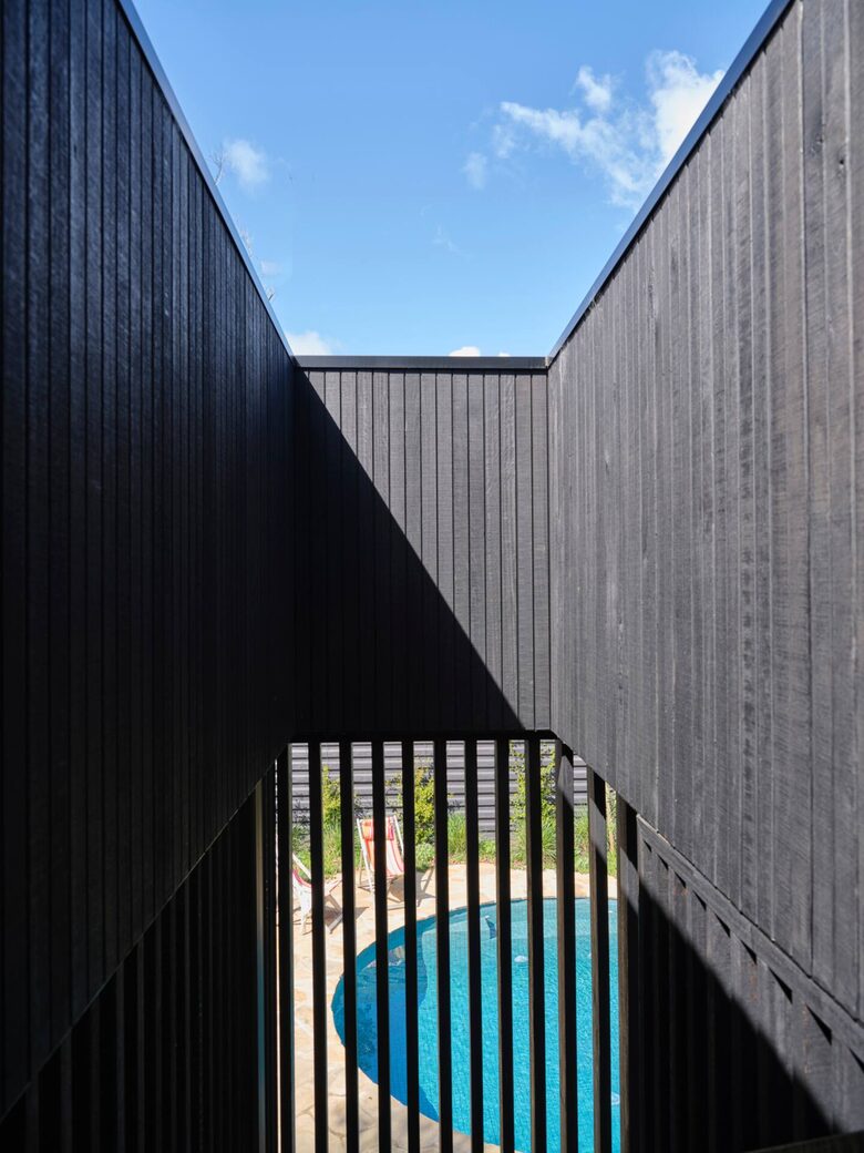 Coastal Escape | Designer Interiors & Resort-Style Pool - Safety Beach, Australia