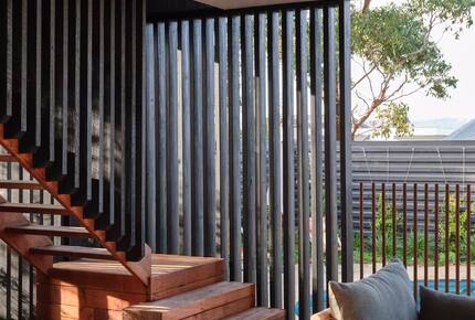 Coastal Escape | Designer Interiors & Resort-Style Pool - Safety Beach, Australia