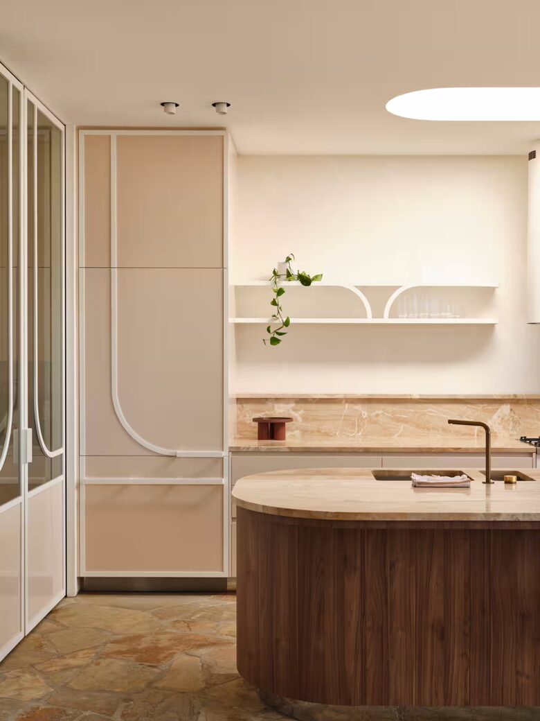 Coastal Escape | Designer Interiors & Resort-Style Pool - Safety Beach, Australia