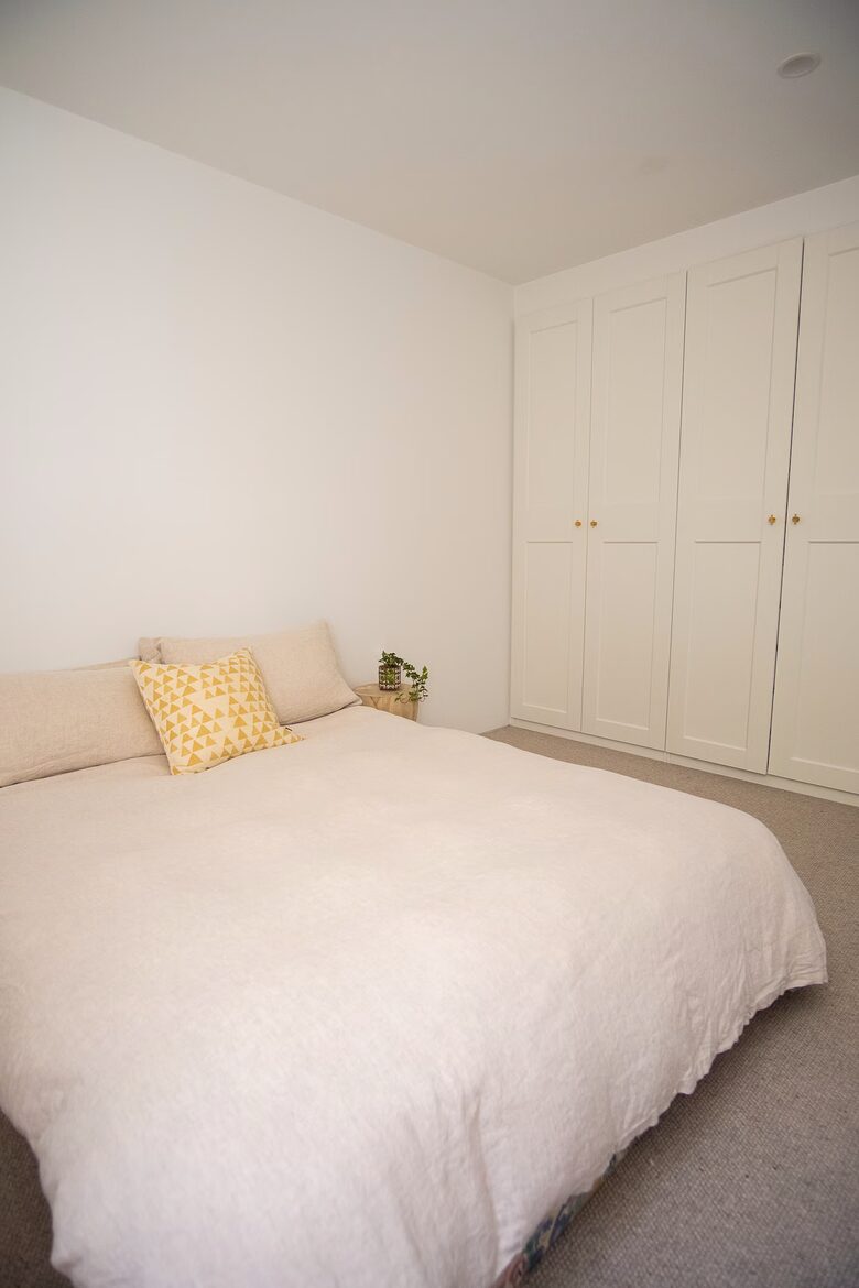 Coastal Escape | Designer Interiors & Resort-Style Pool - Safety Beach, Australia