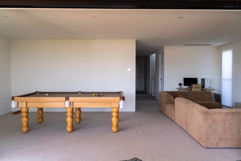 Coastal Escape | Designer Interiors & Resort-Style Pool - Safety Beach, Australia