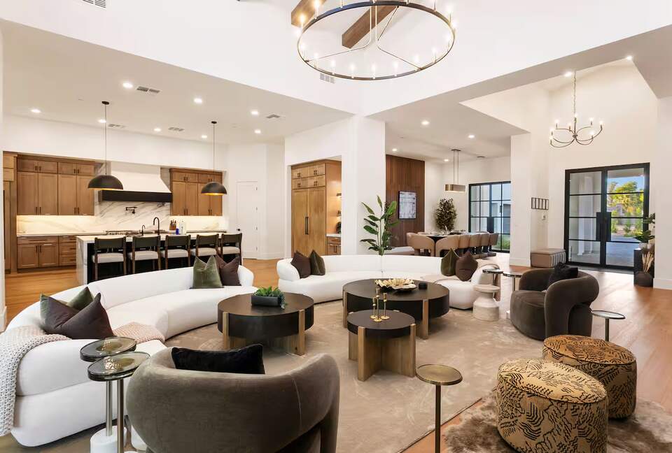 Scottsdale’s Premier Entertainment Villa - Scottsdale, Arizona