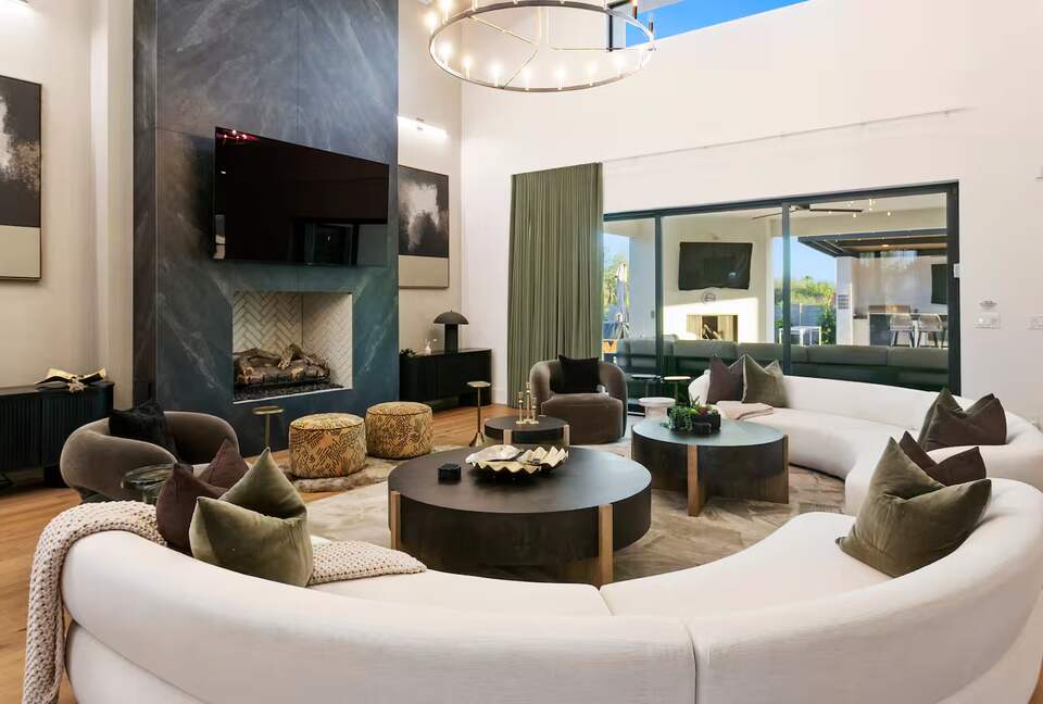 Scottsdale’s Premier Entertainment Villa - Scottsdale, Arizona