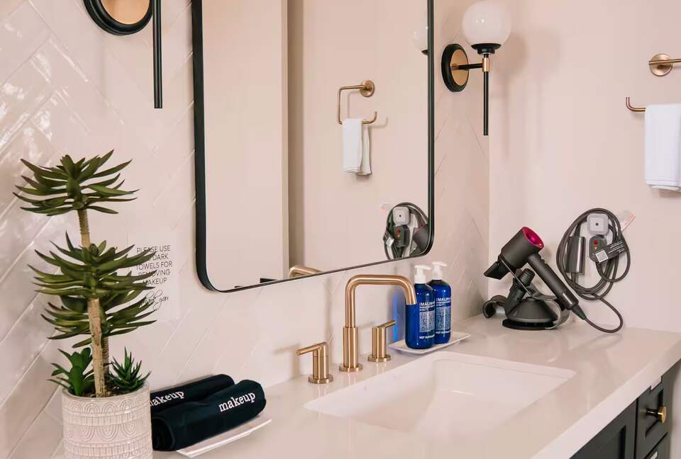 Scottsdale’s Premier Entertainment Villa - Scottsdale, Arizona