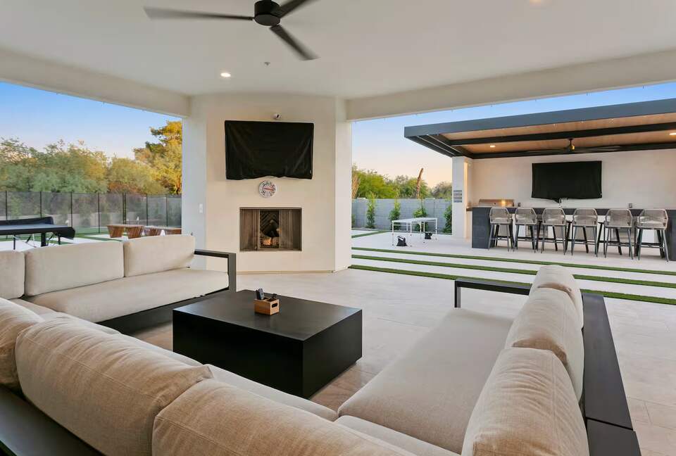 Scottsdale’s Premier Entertainment Villa - Scottsdale, Arizona