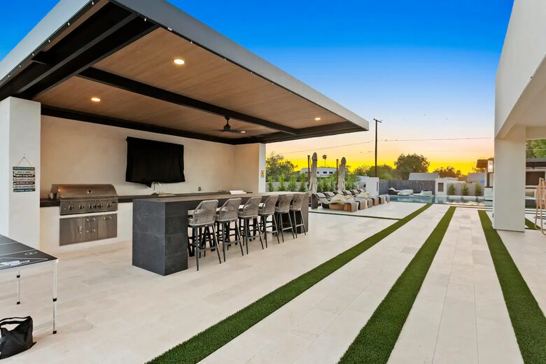 Scottsdale’s Premier Entertainment Villa - Scottsdale, Arizona