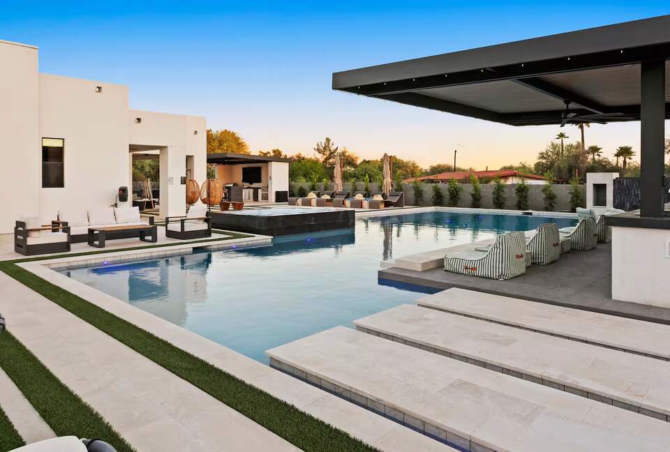 Scottsdale’s Premier Entertainment Villa - Scottsdale, Arizona