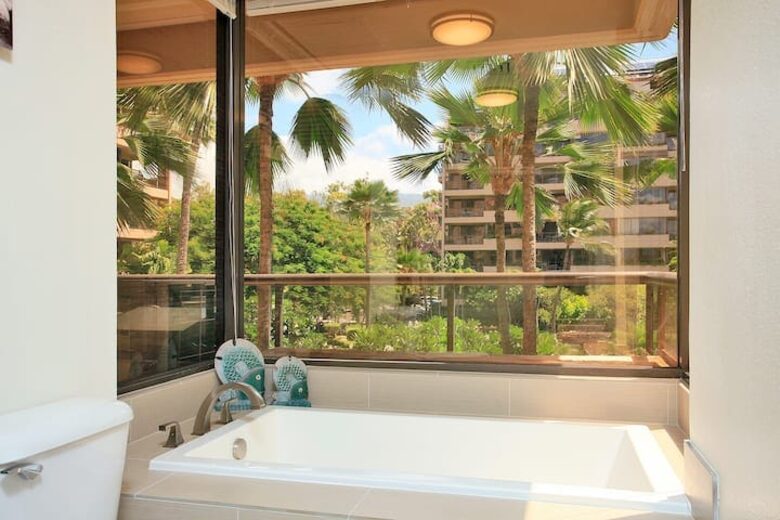 Panoramic Coastal Hideaway in West Maui - Lahaina, Hawaii