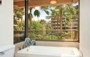 Panoramic Coastal Hideaway in West Maui - Lahaina, United States