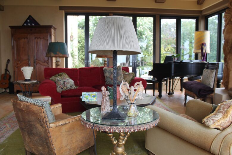 Artful Architecture Overlooking the San Francisco Bay - Tiburon, California