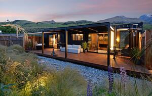 Boutique Mountain Cabin with Outdoor Bath | Glenorchy Escape - Glenorchy, New Zealand