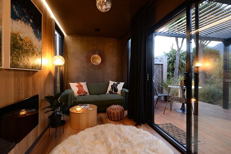 Boutique Mountain Cabin with Outdoor Bath | Glenorchy Escape - Glenorchy, New Zealand