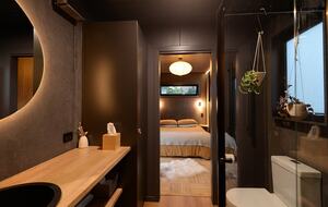 Boutique Mountain Cabin with Outdoor Bath | Glenorchy Escape - Glenorchy, New Zealand