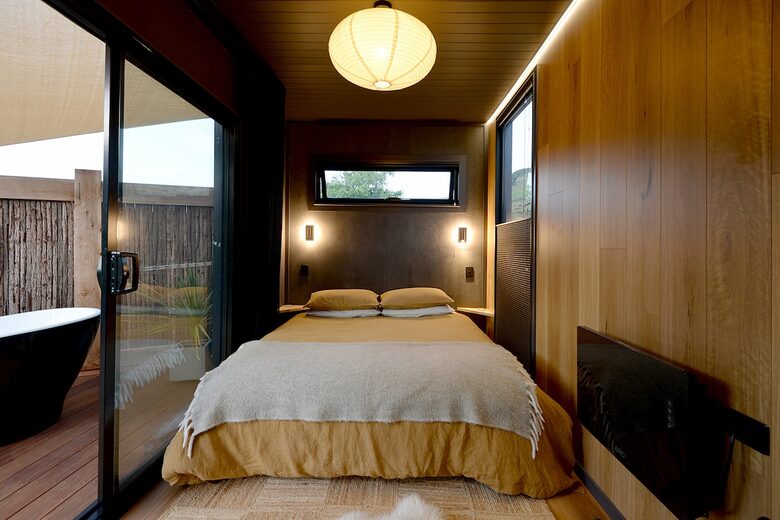 Boutique Mountain Cabin with Outdoor Bath | Glenorchy Escape - Glenorchy, New Zealand