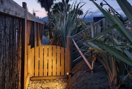 Boutique Mountain Cabin with Outdoor Bath | Glenorchy Escape - Glenorchy, New Zealand