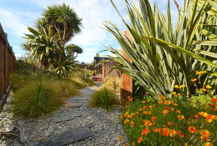 Boutique Mountain Cabin with Outdoor Bath | Glenorchy Escape - Glenorchy, New Zealand