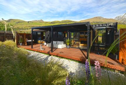 Boutique Mountain Cabin with Outdoor Bath | Glenorchy Escape - Glenorchy, New Zealand