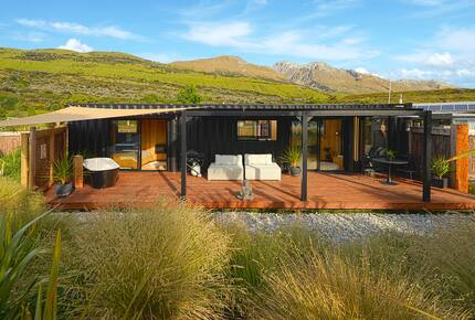 Boutique Mountain Cabin with Outdoor Bath | Glenorchy Escape - Glenorchy, New Zealand