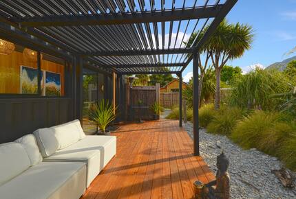 Boutique Mountain Cabin with Outdoor Bath | Glenorchy Escape - Glenorchy, New Zealand