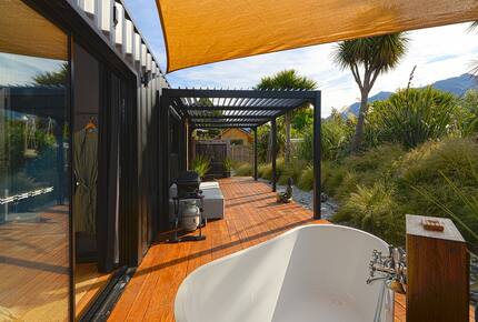 Boutique Mountain Cabin with Outdoor Bath | Glenorchy Escape - Glenorchy, New Zealand