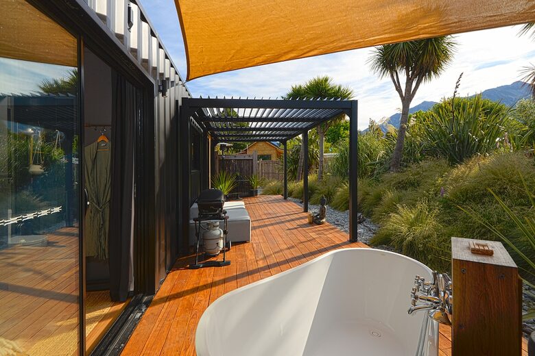 Boutique Mountain Cabin with Outdoor Bath | Glenorchy Escape - Glenorchy, New Zealand